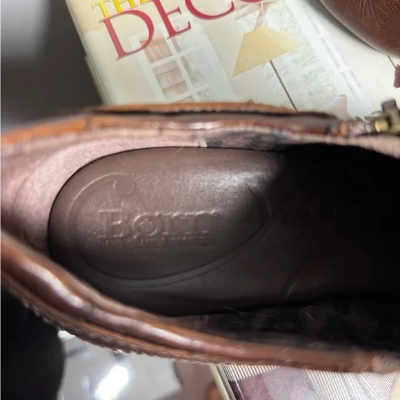 Born Brown Size 8 Leather Ankle Boots - Picture 14 of 14